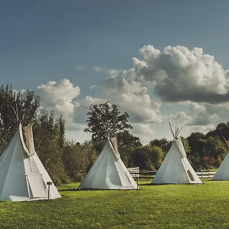 Les Tipis Du Bonheur De Vivre