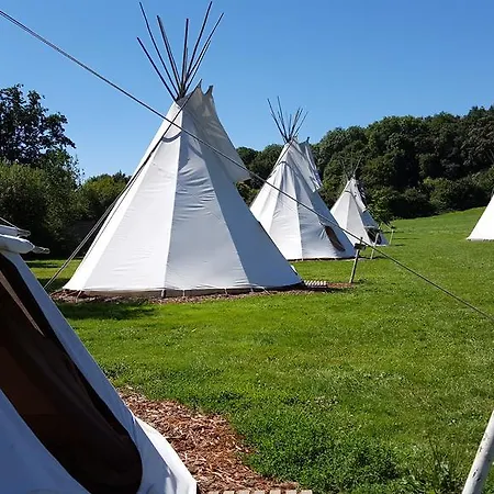Les Tipis Du Bonheur De Vivre Campingplads