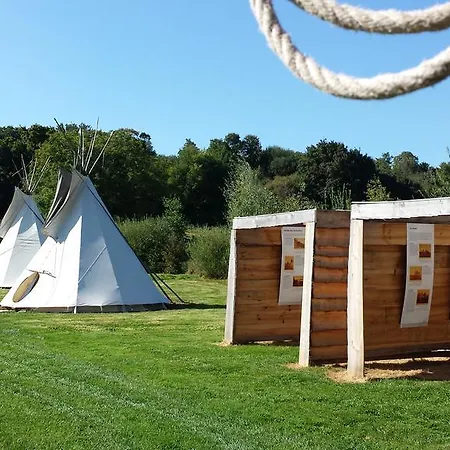 Les Tipis Du Bonheur De Vivre * Brûlon