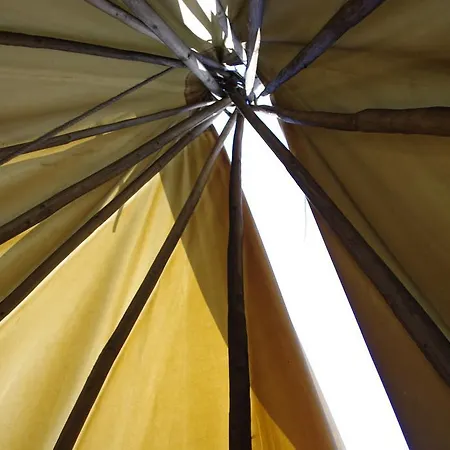 Les Tipis Du Bonheur De Vivre *
